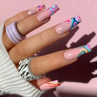 30+ Cute French Tip Acrylic Nails That Will Never Go Out Of Style.