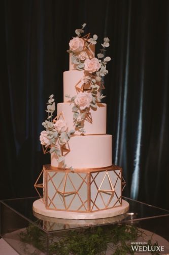 40 Eye-Catching Elegant Wedding Cake Ideas For Your Special Day 2022.