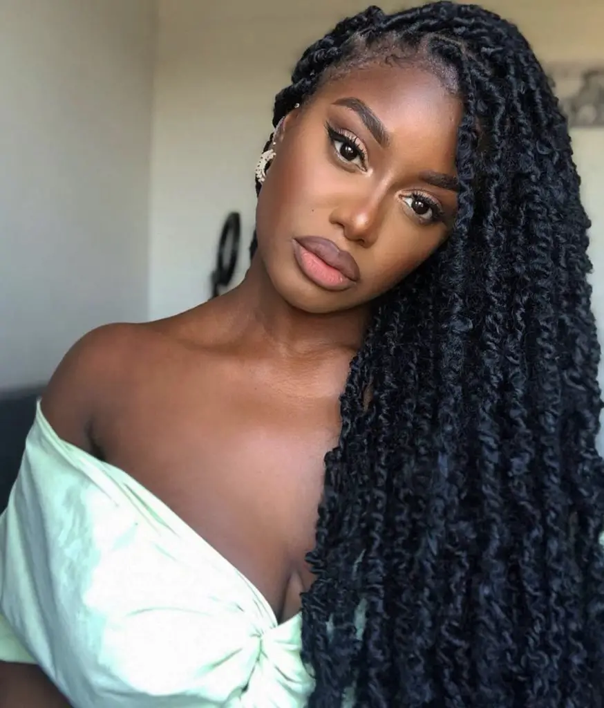 Gorgeous Passion Twists Hairstyles You Need To Try Now in 2022 ...