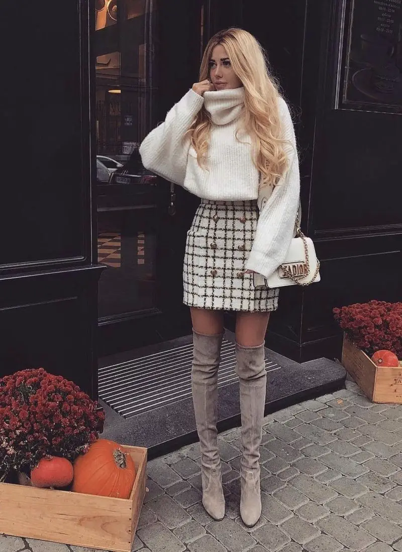 25 Cute Fall Outfit Ideas For Women To Copy in 2022.
