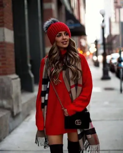 27 Christmas Outfit Ideas For Women To Try In 2022.