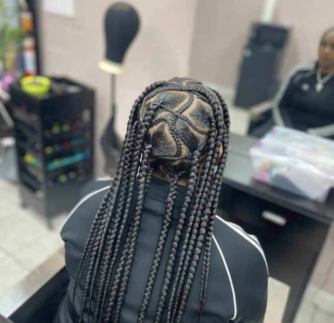graphic knotless braids