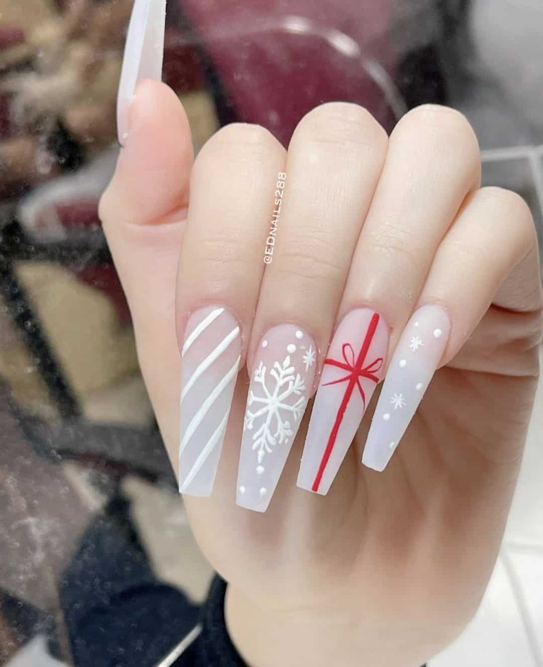Snowflake Nail Designs