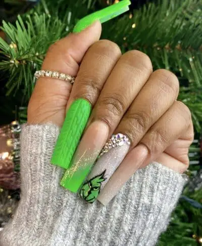 30 Grinch Nail Designs For Christmas In 2022.