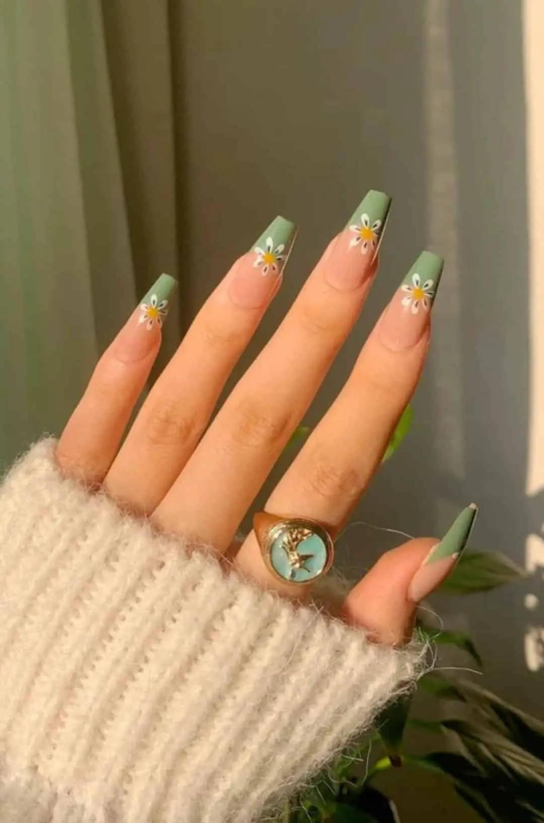 daisy nail ideas