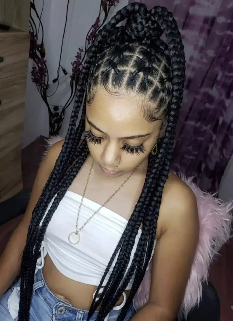 Creative and Gorgeous Criss Cross Knotless Braids Hairstyles in 2022.